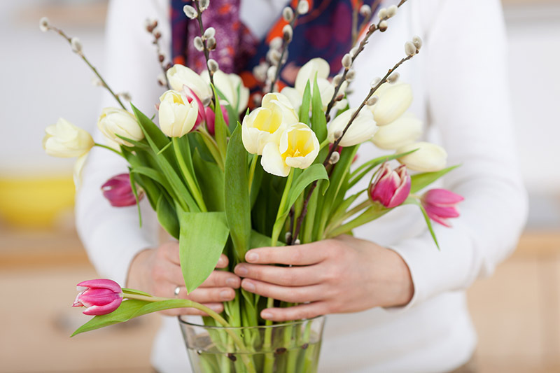 Discover the Best Flowers to Send Birthday Greetings in Style